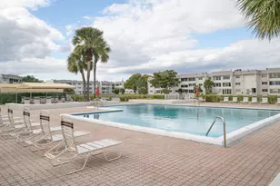 8285 Sunrise Lakes Blvd, Sunrise, FL 33322 - Photo 29