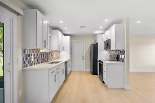 918 Schumann Dr, Sebastian, FL 32958 - Photo 13