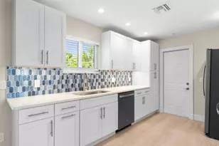 918 Schumann Dr, Sebastian, FL 32958 - Photo 11