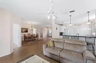 245 NW Zanzibar Pl, Port Saint Lucie, FL 34986 - Photo 17