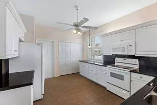 245 NW Zanzibar Pl, Port Saint Lucie, FL 34986 - Photo 19