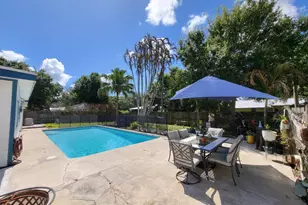 203 Melton Dr, Fort Pierce, FL 34982 - Photo 93