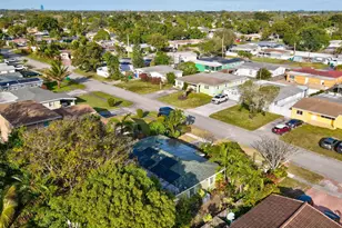 2400 Desoto Dr, Miramar, FL 33023 - Photo 35