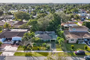 2400 Desoto Dr, Miramar, FL 33023 - Photo 39