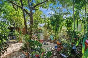 2400 Desoto Dr, Miramar, FL 33023 - Photo 25