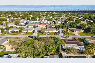 2400 Desoto Drive, Miramar, FL 33023 - Photo 33