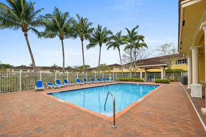 6052 SW 19th Street, North Lauderdale, FL 33068 - Photo 35