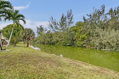 60 Camden C, West Palm Beach, FL 33417 - Photo 33