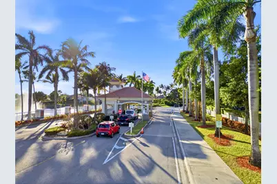 9212 Lily Bank Court, Riviera Beach, FL 33407 - Photo 47