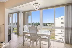 3951 Via Poinciana, Lake Worth, FL 33467 - Photo 9