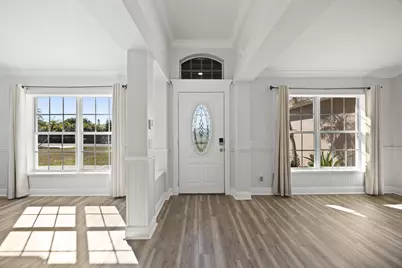 439 SE Nome Drive, Port Saint Lucie, FL 34984 - Photo 5