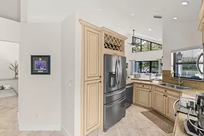 5061 Via De Amalfi Drive, Boca Raton, FL 33496 - Photo 9