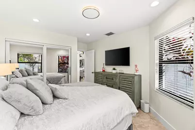 5061 Via De Amalfi Drive, Boca Raton, FL 33496 - Photo 23