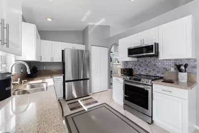 6637 Sun River Road, Boynton Beach, FL 33437 - Photo 13