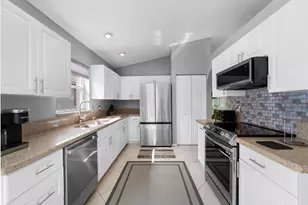 6637 Sun River Rd, Boynton Beach, FL 33437 - Photo 11