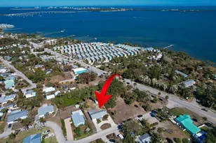 2427 NE Center St, Jensen Beach, FL 34957 - Photo 29