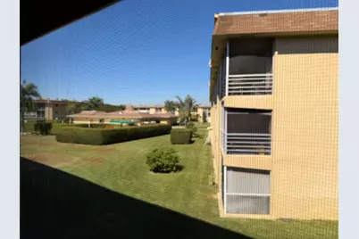 600 Village Green Court #219, Lake Worth Beach, FL 33461 - Photo 3