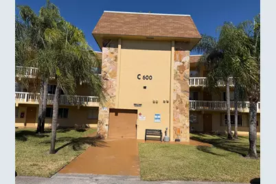 600 Village Green Court #219, Lake Worth Beach, FL 33461 - Photo 1