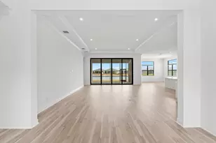 9229 SW Arco Wy, Port Saint Lucie, FL 34987 - Photo 9