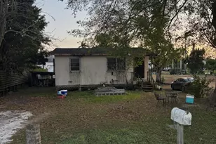 1624 NW Ave L, Belle Glade, FL 33430 - Photo 9