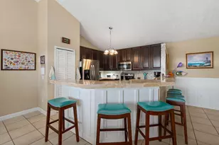 212 Deerwood Ln, Fort Pierce, FL 34947 - Photo 9