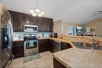 212 Deerwood Lane, Fort Pierce, FL 34947 - Photo 13