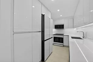 7835 Lakeside Blvd, Boca Raton, FL 33434 - Photo 11