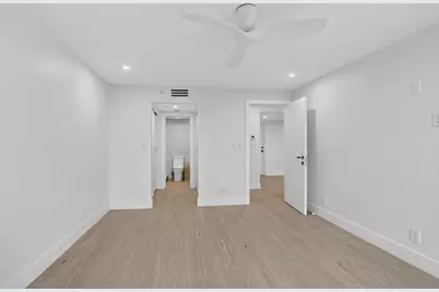 7835 Lakeside Boulevard #946, Boca Raton, FL 33434 - Photo 13