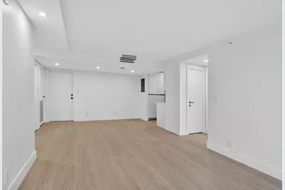 7835 Lakeside Boulevard #946, Boca Raton, FL 33434 - Photo 9