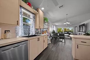 205 Brier Cir, Jupiter, FL 33458 - Photo 13