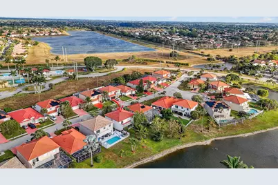 18271 Coral Isles Drive, Boca Raton, FL 33498 - Photo 11