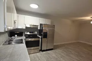 115 SW 1st Ave, Boynton Beach, FL 33435 - Photo 3