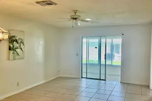 101 Leisure Lake Cir, Boynton Beach, FL 33426 - Photo 3