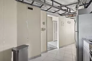 3051 N Course Dr, Pompano Beach, FL 33069 - Photo 23