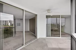 3051 N Course Dr, Pompano Beach, FL 33069 - Photo 39