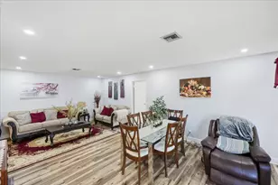 1017 Pheasant Run Dr, Fort Pierce, FL 34982 - Photo 7