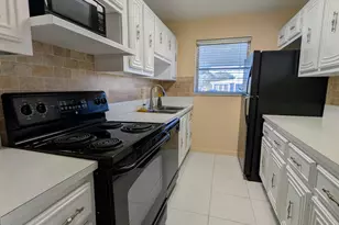 160 High Point Terrace E, Delray Beach, FL 33445 - Photo 13