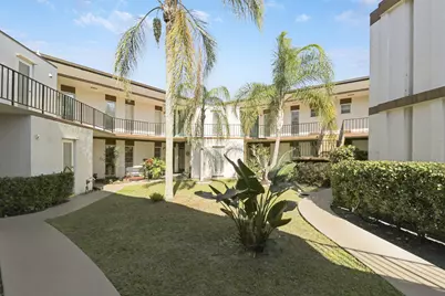 7 Greenway Village N #202, West Palm Beach, FL 33411 - Photo 3