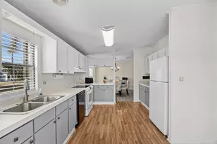 507 Tropical Isles Cir, Fort Pierce, FL 34982 - Photo 9