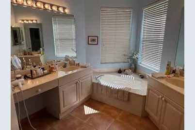 10133 Diamond Lake Road, Boynton Beach, FL 33437 - Photo 21