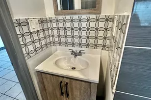 1418 SW 27th St, Fort Lauderdale, FL 33315 - Photo 13