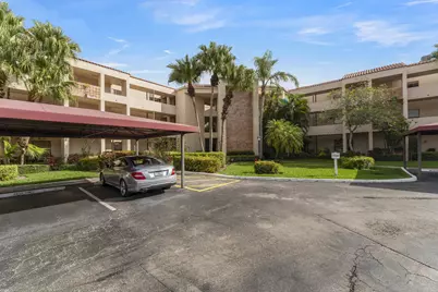 7460 La Paz Boulevard #309, Boca Raton, FL 33433 - Photo 3