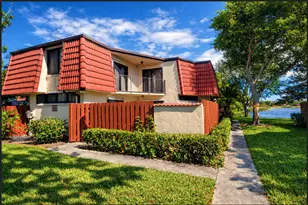 3915 Victoria Dr, West Palm Beach, FL 33406 - Photo 1