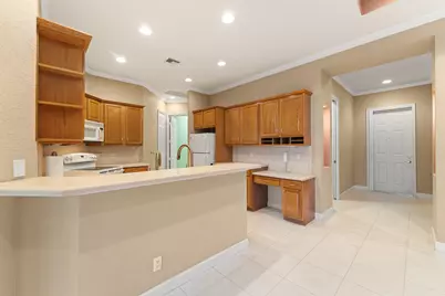 7066 Torrey Pines Circle, Port Saint Lucie, FL 34986 - Photo 5
