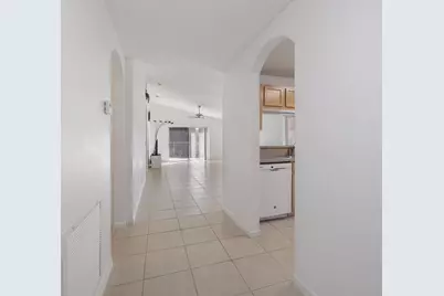 3800 Woodfield Drive, Coconut Creek, FL 33073 - Photo 7