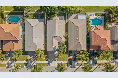 3800 Woodfield Drive, Coconut Creek, FL 33073 - Photo 43