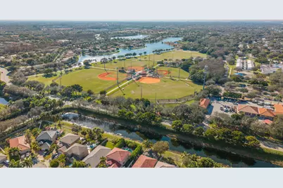3800 Woodfield Drive, Coconut Creek, FL 33073 - Photo 49