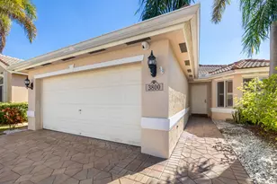 3800 Woodfield Dr, Coconut Creek, FL 33073 - Photo 5