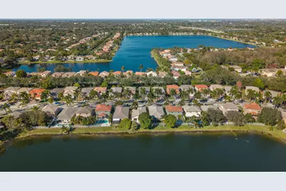 3800 Woodfield Drive, Coconut Creek, FL 33073 - Photo 45