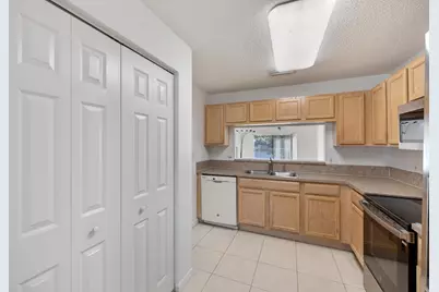 3800 Woodfield Drive, Coconut Creek, FL 33073 - Photo 9